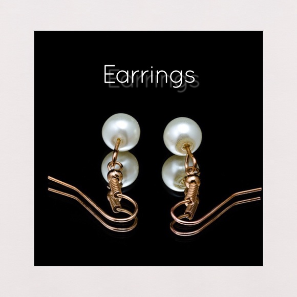 Earrings - Picture 1 of 1